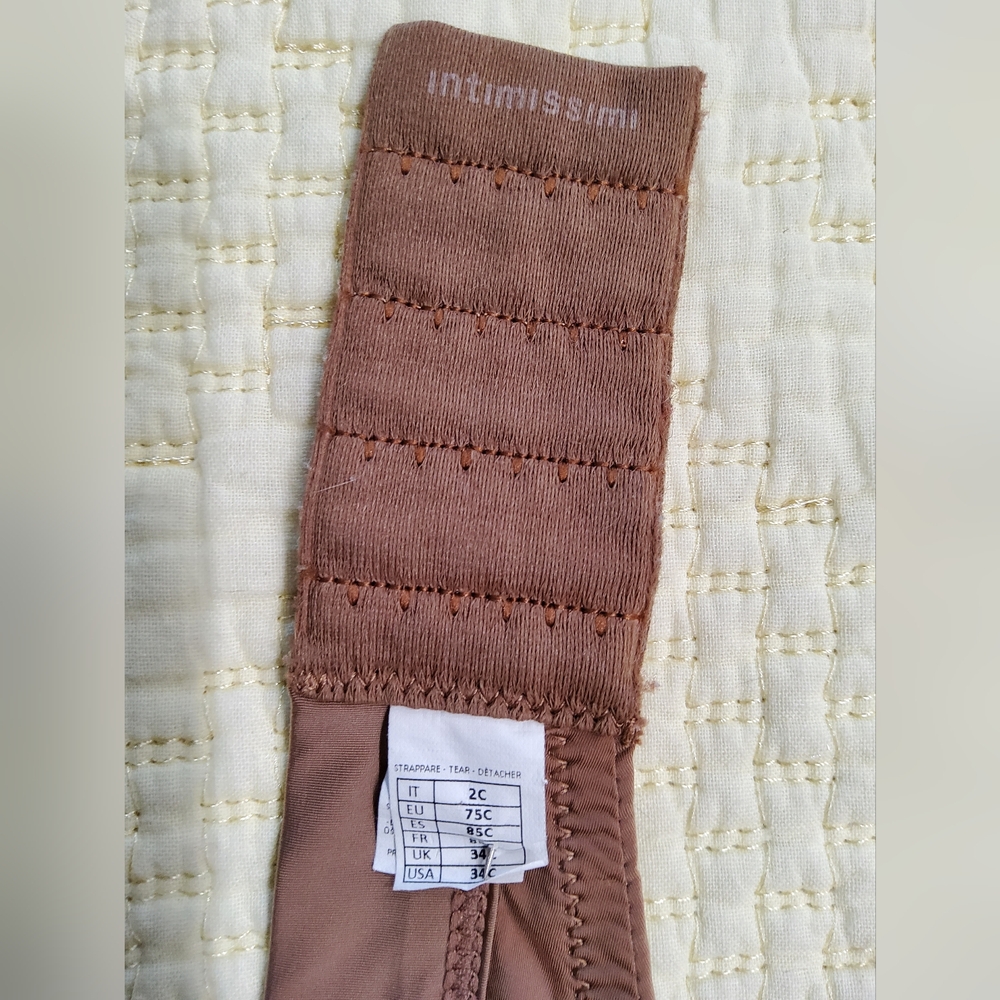 Intimissiti Seamless  Bralette Size 34C - Picture 2 of 7